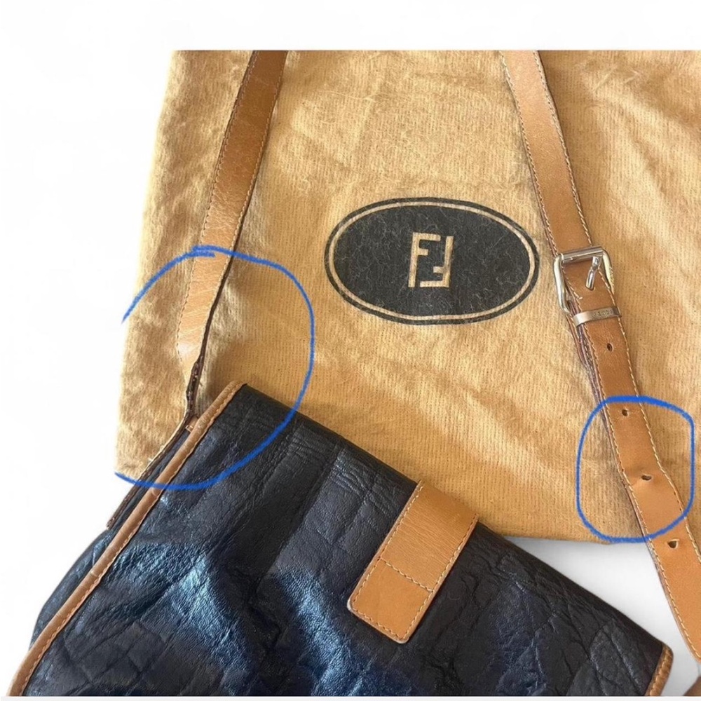 Vintage authentic Fendi blue and Tan baguette Bag circa 1980’s in good - Picture 7 of 10